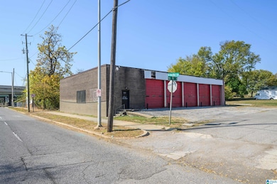 1108 Rev Abraham Woods Jr Blvd, Birmingham, AL 35285 - photo 3