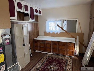 74 N 3rd W, Rexburg, ID 83440 - photo 6