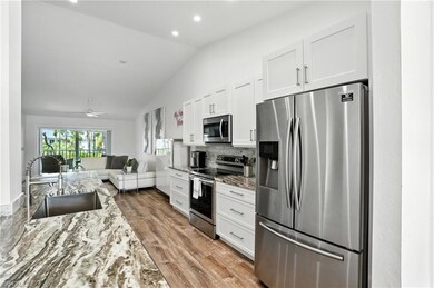 876 Gulf Pavilion Dr unit 201, Naples, FL 34108 - photo 7