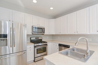 22 Daffodil Ct unit 22, South Grafton, MA 01560 - photo 7