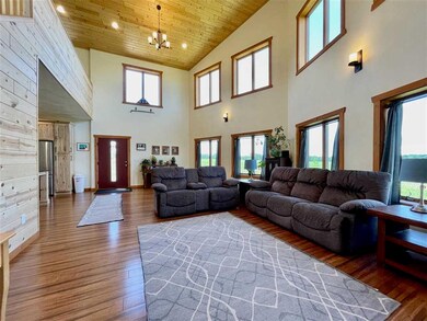 2471 Parkland Dr, McFarland, WI 53558 - photo 4