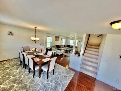 867 S Fork Dr, Easton, PA 18040 - photo 4