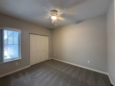 unlisted-address, Sycamore, IL 60178 - photo 3