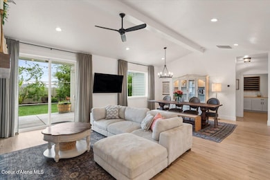 08-Living Room