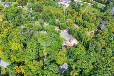 37 Maple Hill Dr, Millbrook, NY 12545 - photo 2