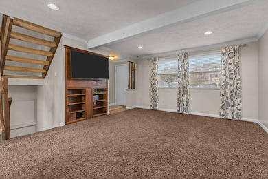 760 Wheatland Cir, Bridgeville, PA 15017 - photo 3