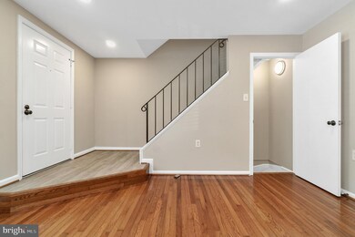 10260 Quiet Pond Terrace, Burke, VA 22015 - photo 7