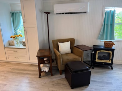 1119 Periwinkle Way unit 314, Sanibel, FL 33957 - photo 6