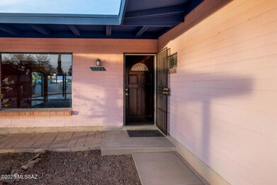 4 Entry-Exterior