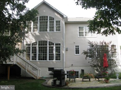 5815 Ridings Manor Place, Centreville, VA 20120 - photo 3