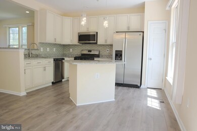 7300 Serenade Cir, Clinton, MD 20735 - photo 5