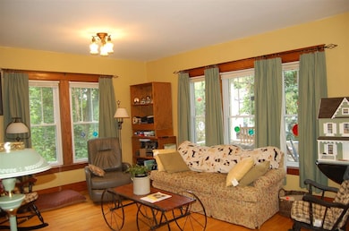 25 Hall St, Barre, VT 05641 - photo 2