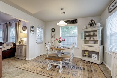 216 Rippling Creek Ln, Alvin, TX 77511 - photo 4