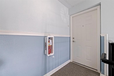 5152 Salmon Dr SE unit D, Saint Petersburg, FL 33705 - photo 4