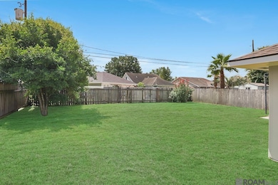 17632 Nine Oaks Ave, Baton Rouge, LA 70817 - photo 5