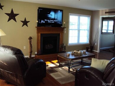 Gas fireplace in Living room to enjoy year round!!