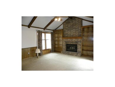 7421 Monrovia St, Shawnee, KS 66216 - photo 3