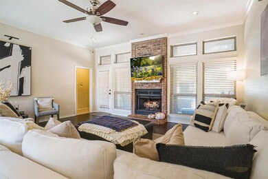 2617 Classic Ct E, Bedford, TX 76021 - photo 5