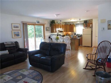 Living Room. Living dining area