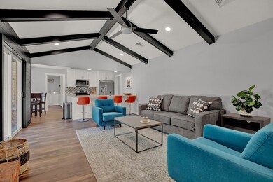 155 Linda Dr, Fredericksburg, TX 78624 - photo 3