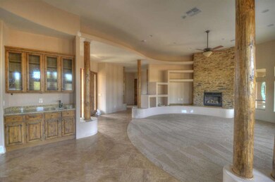 1Wet Bar Family Room