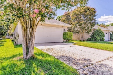 1443 Champions Green Dr, Gulf Breeze, FL 32563 - photo 6