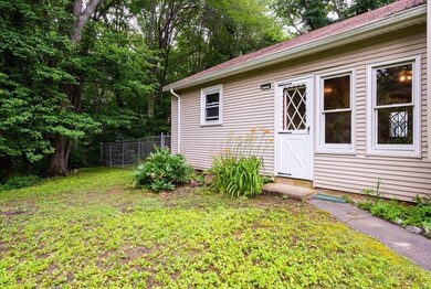 21 Loris Rd, Danvers, MA 01923 - photo 6
