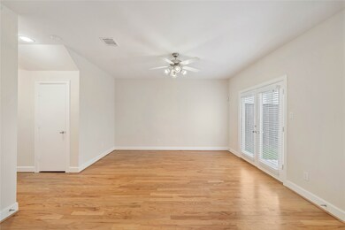 3732 Main Poplar Dr, Houston, TX 77025 - photo 6