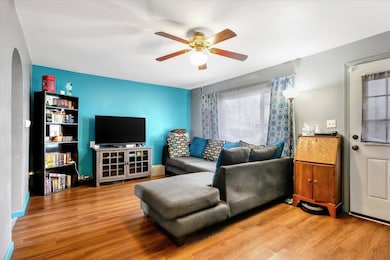 917 N 28th St, Mattoon, IL 61938 - photo 5