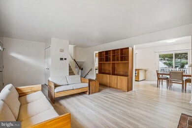 8966 Merit Ct, Manassas, VA 20110 - photo 5