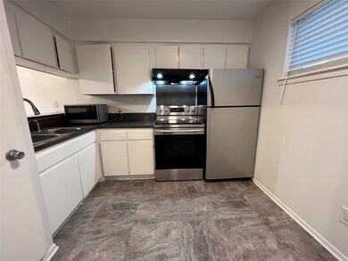 1851 W Main St unit 6, Houston, TX 77098 - photo 4