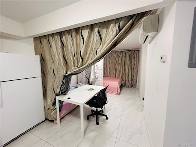 13216 Maple Ave unit 3A, Flushing, NY 11355 - photo 6