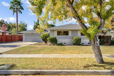 3965 N 3rd St, Fresno, CA 93726 - photo 2