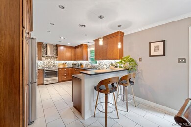 Breakfast bar
