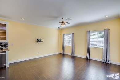 211 S Sirrine, Mesa, AZ 85210 - photo 7