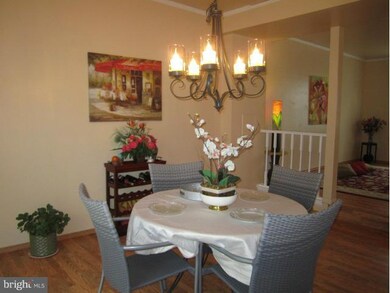 9087 Bonham Cir, Manassas, VA 20110 - photo 7