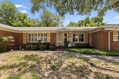 1215 Hilltop Dr, Cleburne, TX 76033 - photo 4