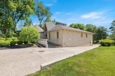 5726 Alfie Place, Columbus, OH 43213 - photo 4