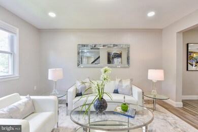 3006 Winter Pine Ct, Fairfax, VA 22031 - photo 5