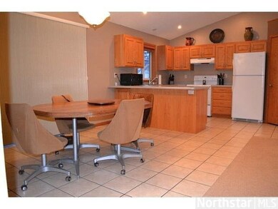 302 3rd Ave NE, Saint Cloud, MN 56304 - photo 3