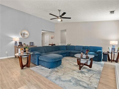 3503 Riverchase Knolls, Decatur, GA 30034 - photo 5