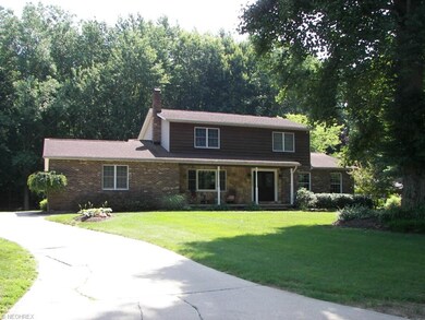 2255 Chimney Ridge Dr, Madison, OH 44057 - photo 2