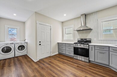 18 Lyon St unit 2, Dorchester, MA 02122 - photo 4