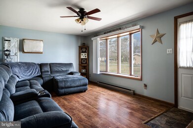 93 Girl Scout Dr, Hedgesville, WV 25427 - photo 5