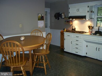 49 Pleasant View Dr unit 17, Hanover, PA 17331 - photo 7