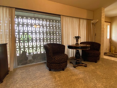 915 N Elm St, Mooreland, OK 73852 - photo 4