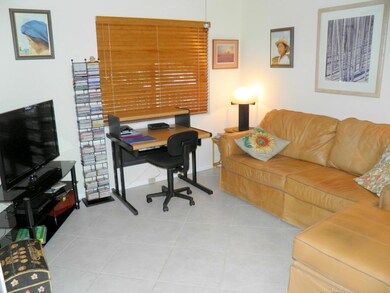DEN/BEDROOM