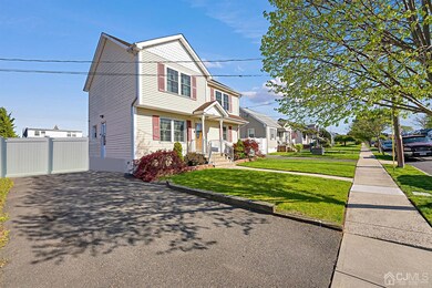 50 Bernard St, Carteret, NJ 07008 - photo 2