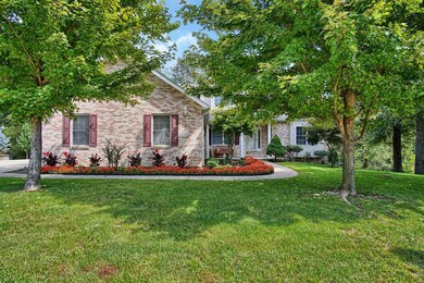 7 Forest Dr, Maryville, IL 62062 - photo 2