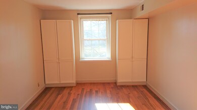 4811 31st St S unit B2, Arlington, VA 22206 - photo 6